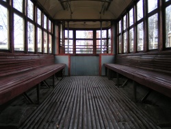 Интерьер пассажирского салона трамвая серии Х (Нижний Новгород)