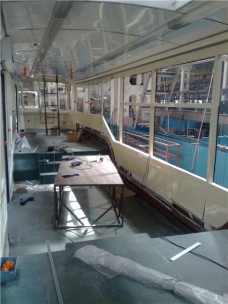 Изображение:71-407 salon sborka.jpg